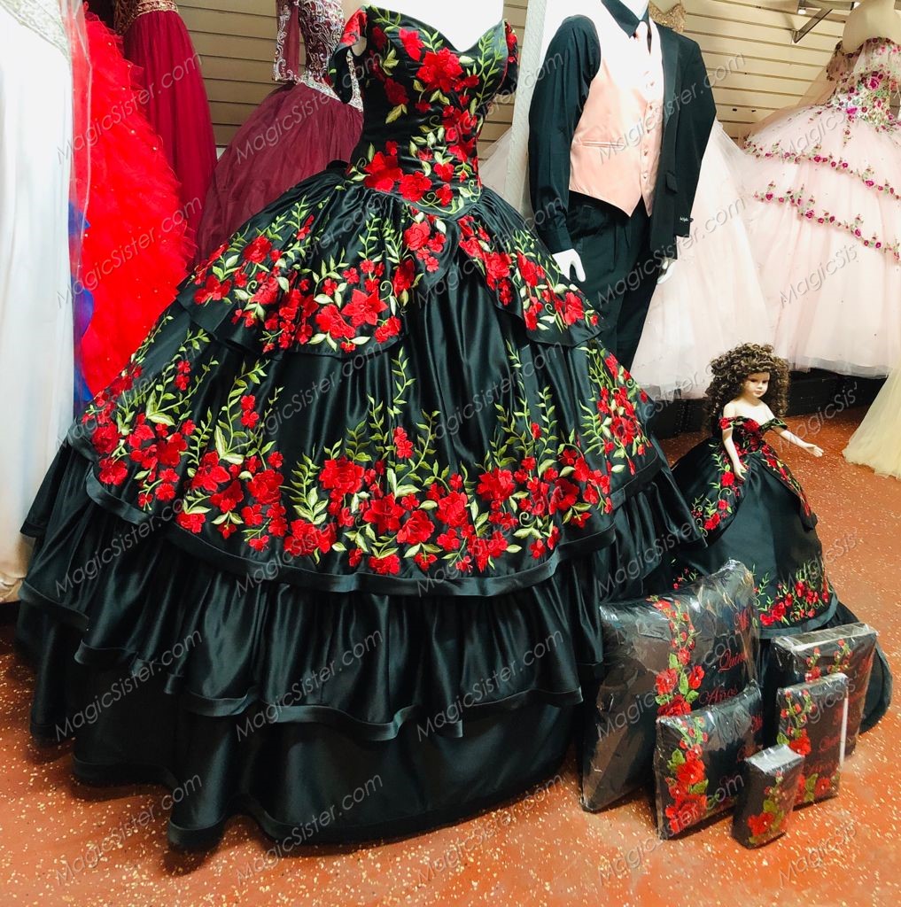 Instock embroidery Flowers Quinceanera dresses