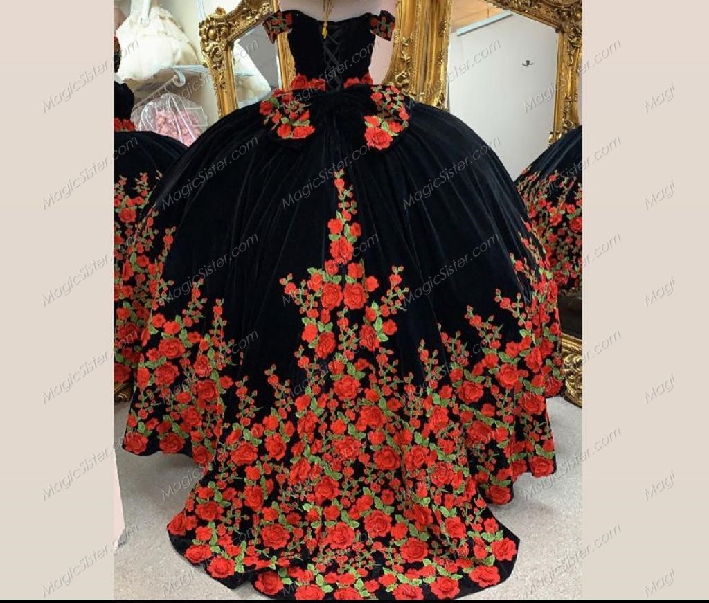 Instock embroidery Flowers Quinceanera dresses