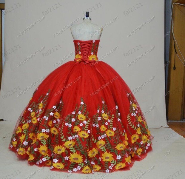 Instock embroidery Flowers Quinceanera dresses