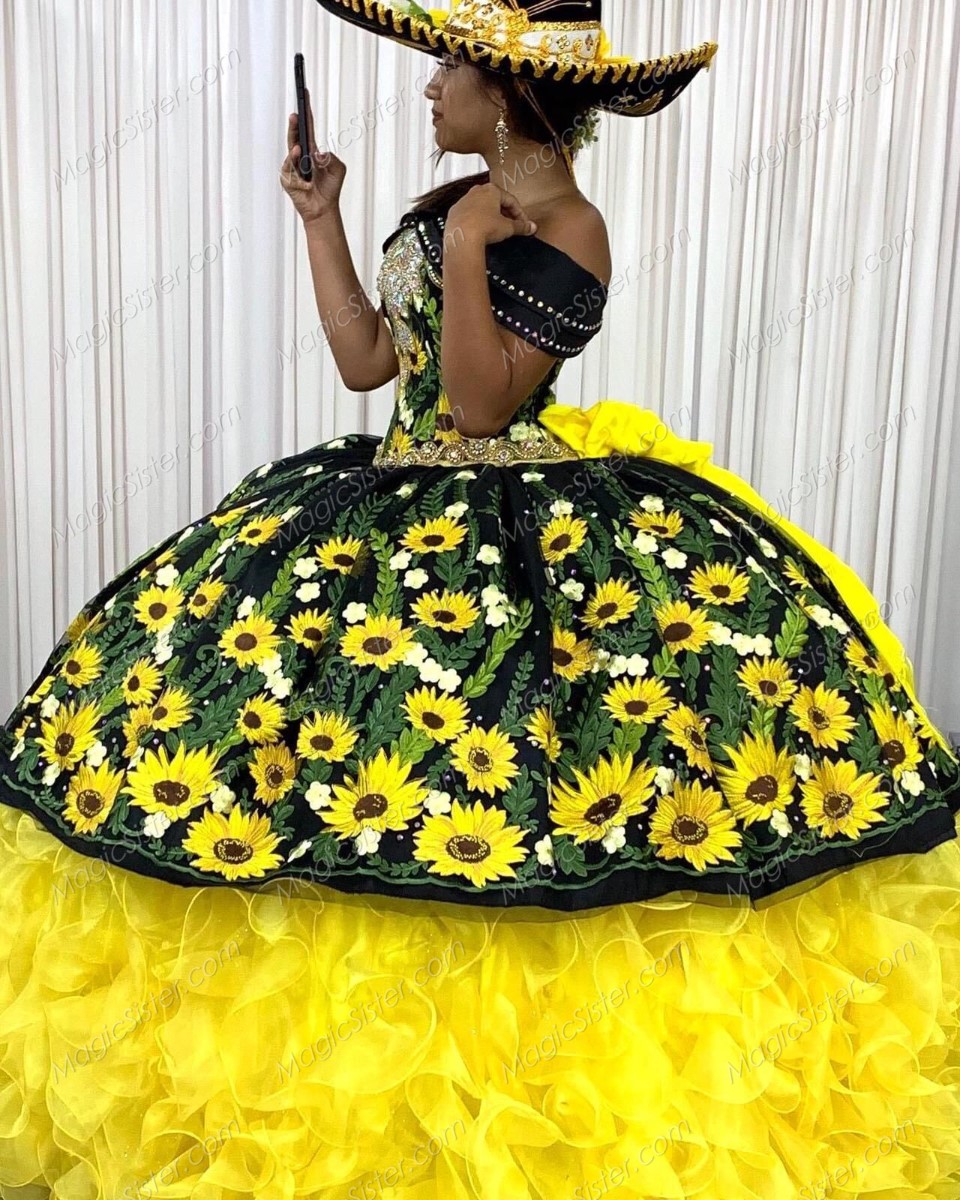 Instock embroidery Flowers Quinceanera dresses