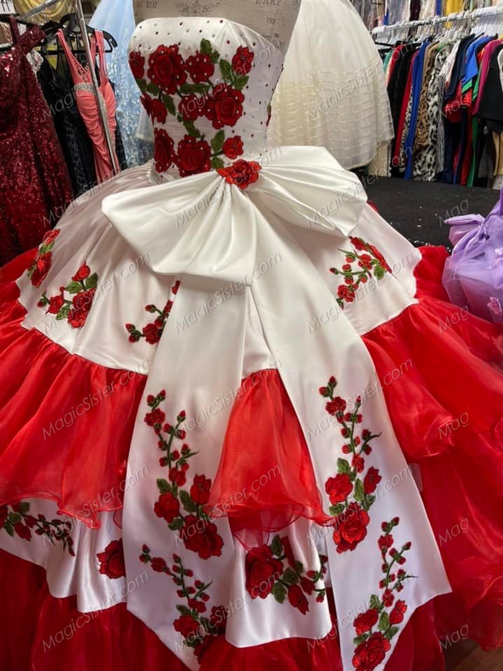 Instock embroidery Flowers Quinceanera dresses