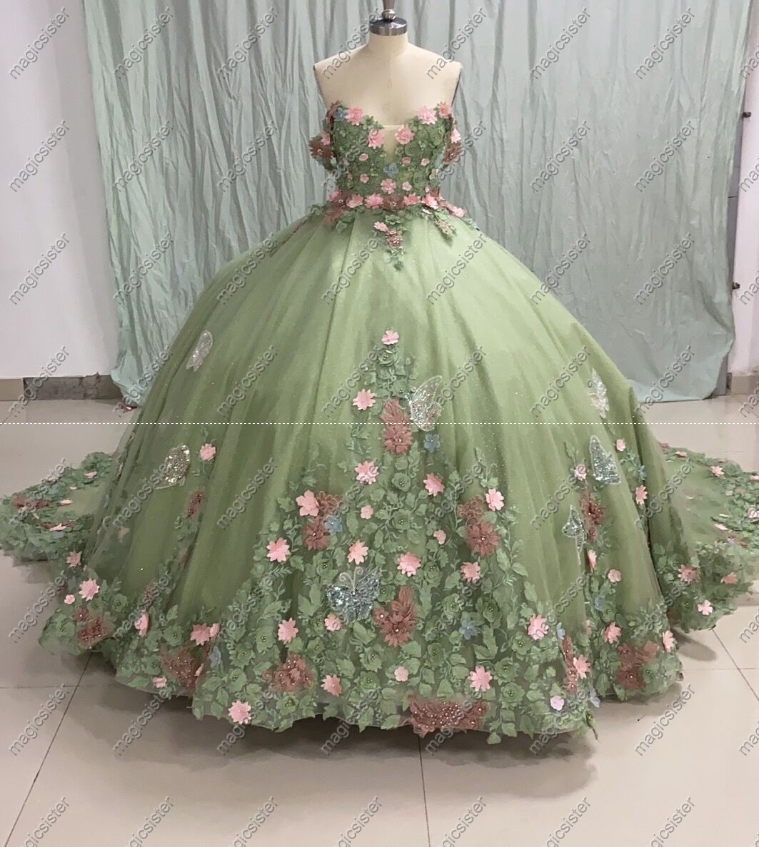 Instock 3D Flower Butterfly Quninceanera Dress
