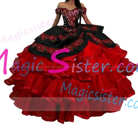 Hotselling Embroidery Charro Quinceanera Dress