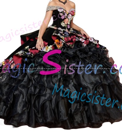 Hotselling Embroidery Charro Quinceanera Dress