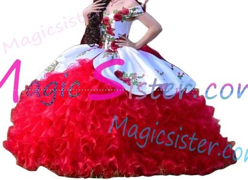Hotselling Embroidery Charro Quinceanera Dress