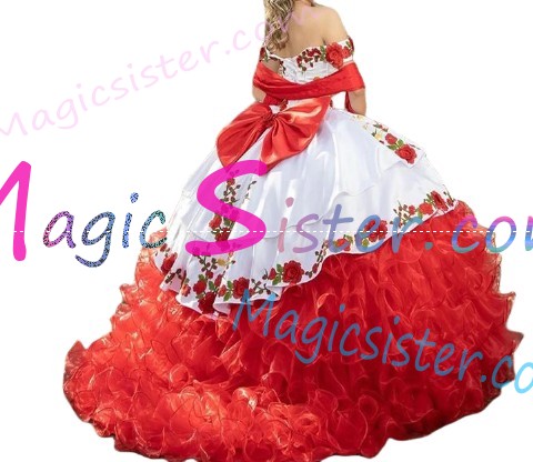 Hotselling Embroidery Charro Quinceanera Dress