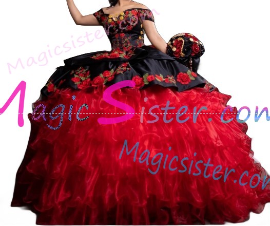 Hotselling Embroidery Charro Quinceanera Dress