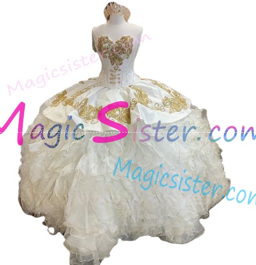 Hotselling Embroidery Charro Quinceanera Dress