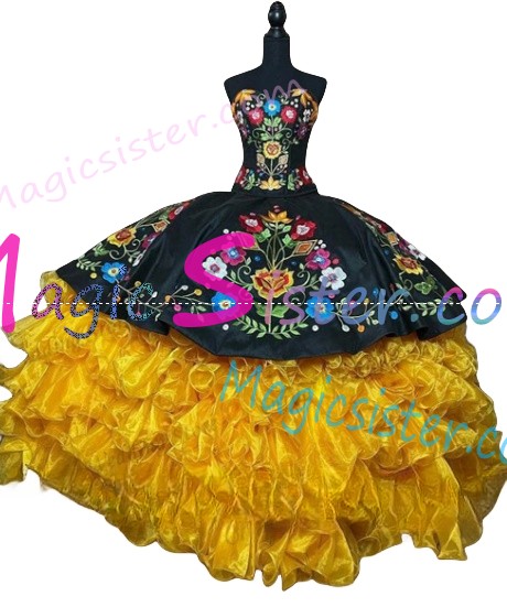 Hotselling Embroidery Charro Quinceanera Dress