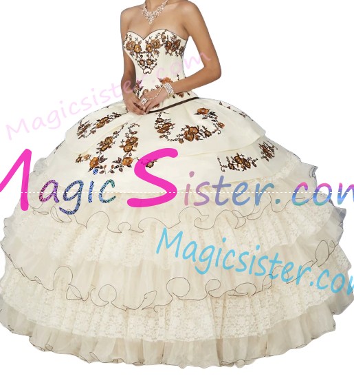Hot Selling Embroidery Charro Quinceanera Dress