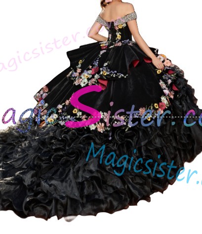 Hotselling Embroidery Charro Quinceanera Dress