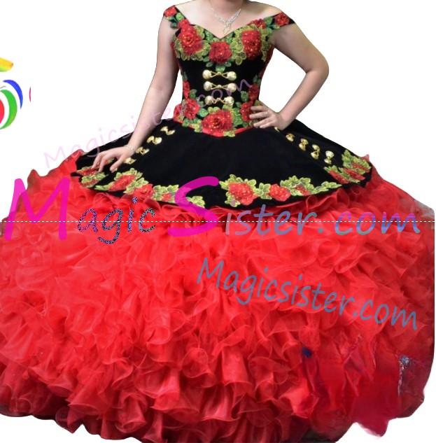 Hotselling Embroidery Charro Quinceanera Dress
