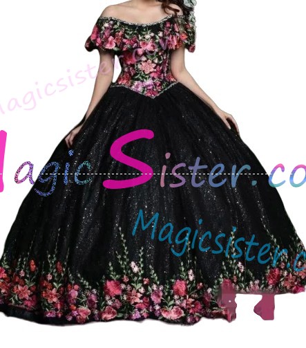 Hotselling Embroidery Charro Quinceanera Dress