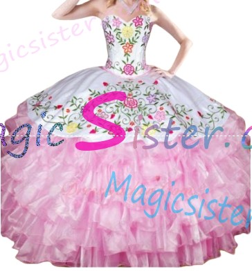 Hotselling Embroidery Charro Quinceanera Dress