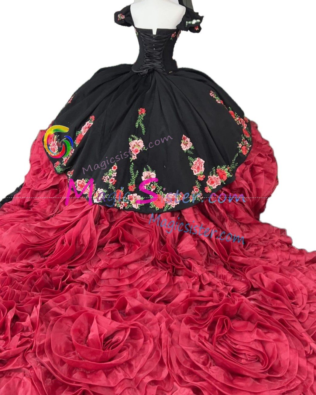 Hotselling Embroidery Charro Quinceanera Dress