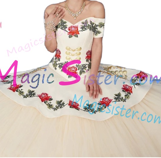 Hot Selling Embroidery Charro Quinceanera Dress