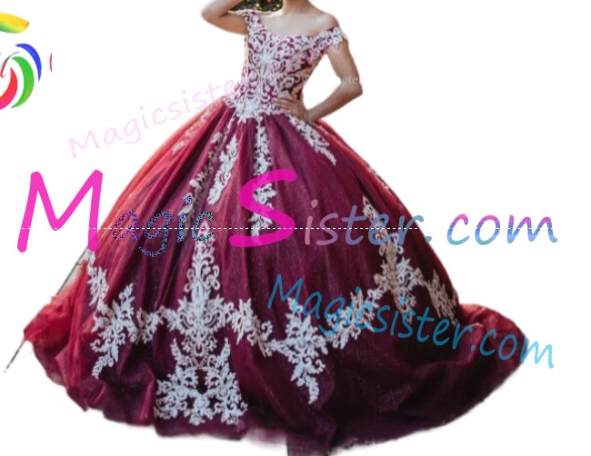 Hotselling Luxury Burgundy Quinceanera Dress