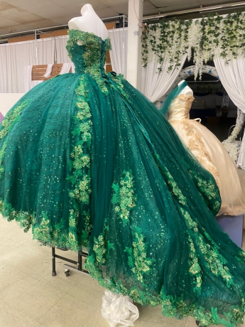 Popular Quinceanera dresses