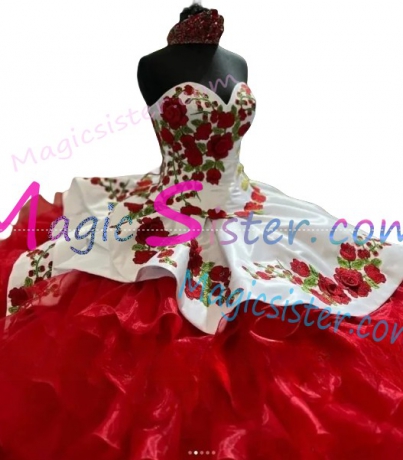 Hotselling Embroidery Charro Quinceanera Dress