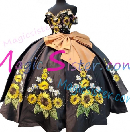 Hotselling Embroidery Charro Quinceanera Dress