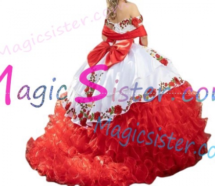 Hotselling Embroidery Charro Quinceanera Dress