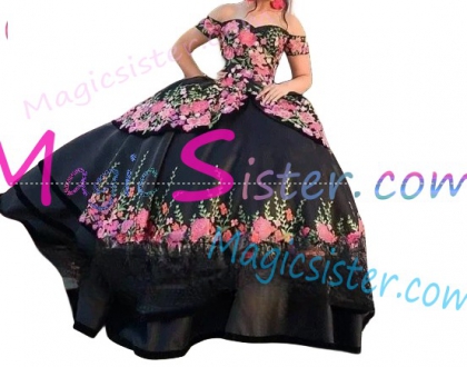 Hotselling Embroidery Charro Quinceanera Dress