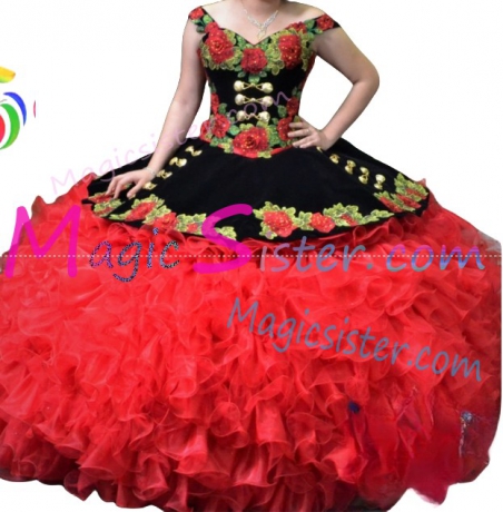Hotselling Embroidery Charro Quinceanera Dress