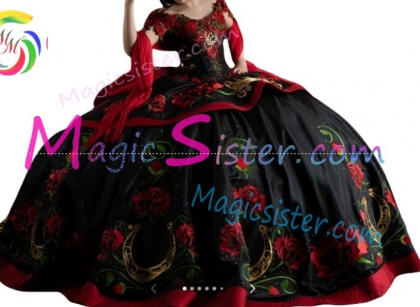 Hotselling Embroidery Charro Quinceanera Dress
