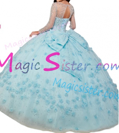 Hotselling Luxurious New Style Butterfly Elegant Quinceanera Dress